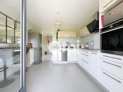 Maison - 145 m² - 6 pièces