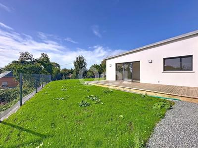 Maison - 110 m² - 4 pièces