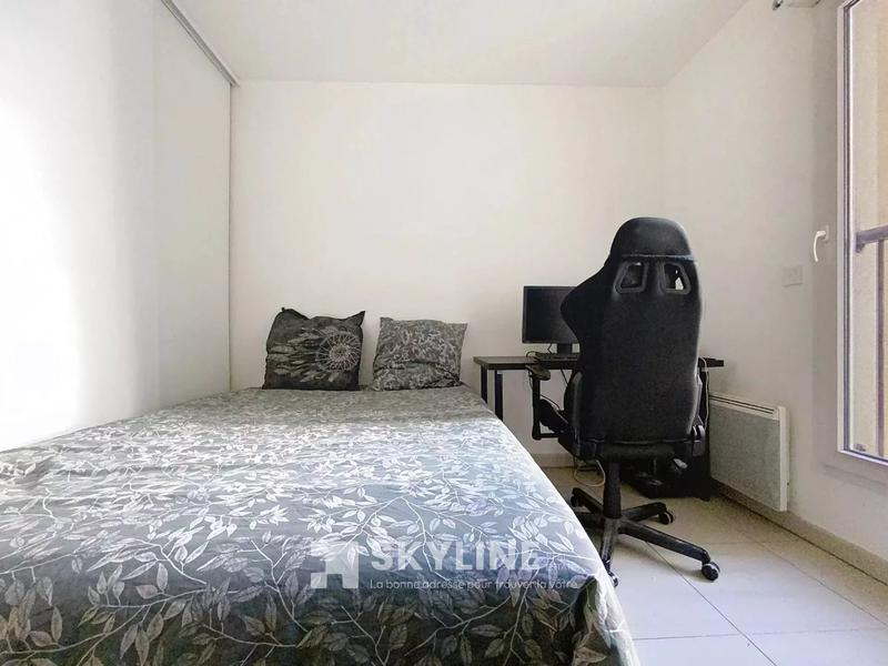 Appartement - 80 m² - 4 pièces