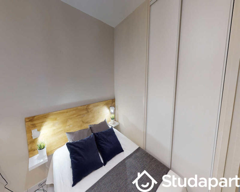 Chambre - 50 m² - 1 pièce