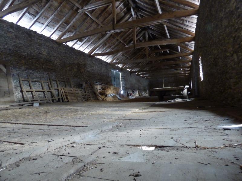 Corps de ferme - 240 m² - 7 pièces