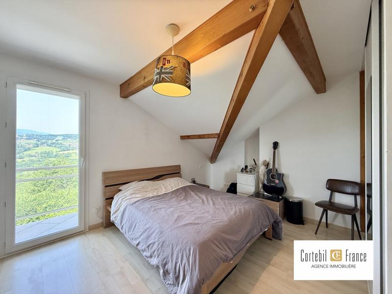 Villa - 217 m² - 7 pièces