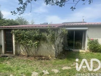 Maison - 200 m² - 5 pièces