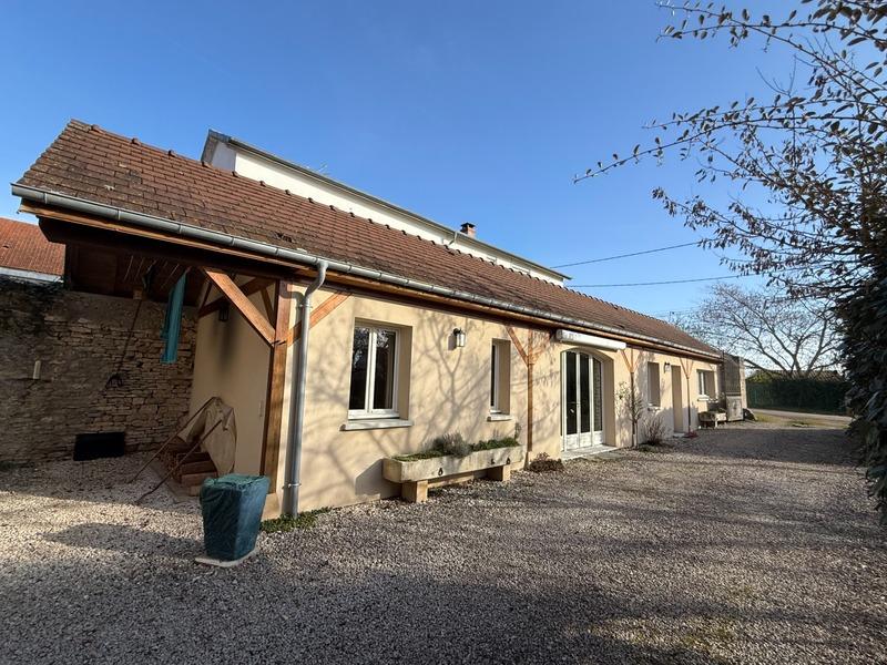 Maison de campagne - 238 m² - 8 pièces