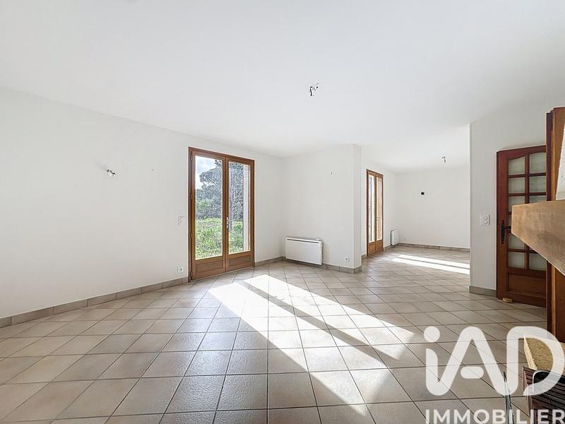 Maison - 137 m² - 6 pièces