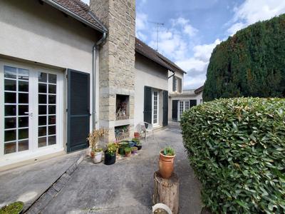 Maison - 147 m² - 6 pièces