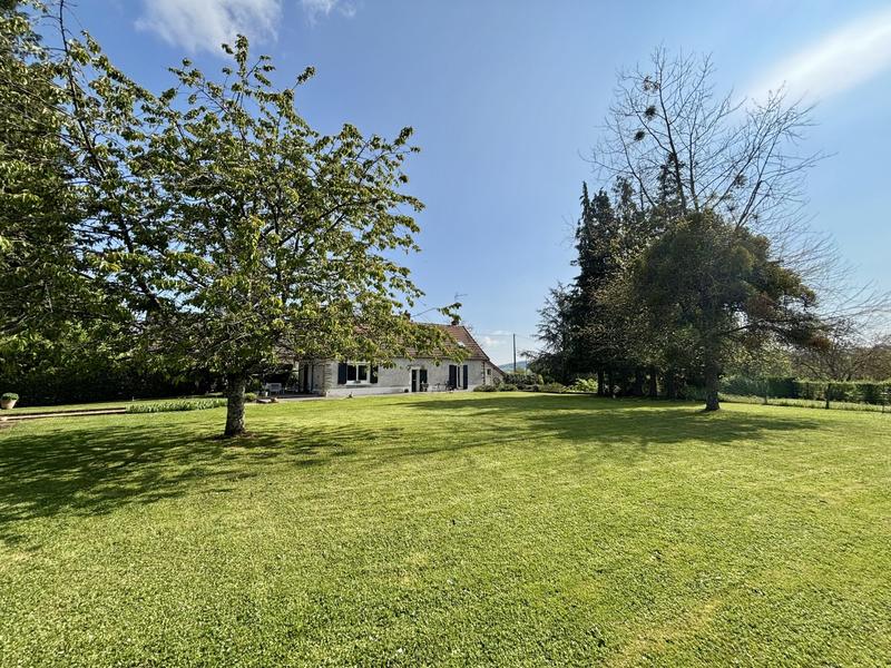 Maison - 105 m² - 4 pièces