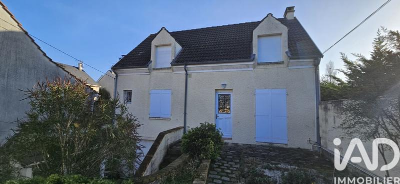 Maison - 102 m² - 4 pièces