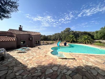 Villa - 128 m² - 4 pièces