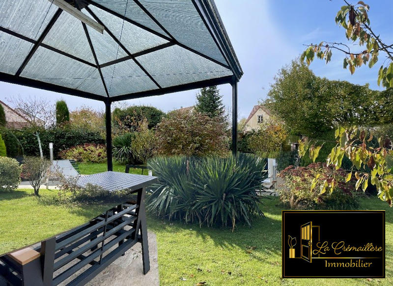 Maison - 163 m² - 9 pièces