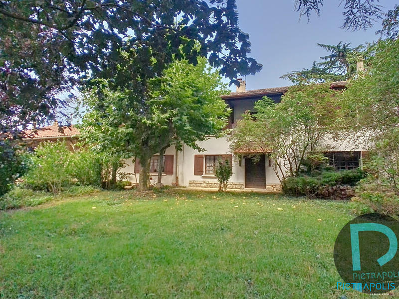 Maison ancienne - 209 m² - 6 pièces