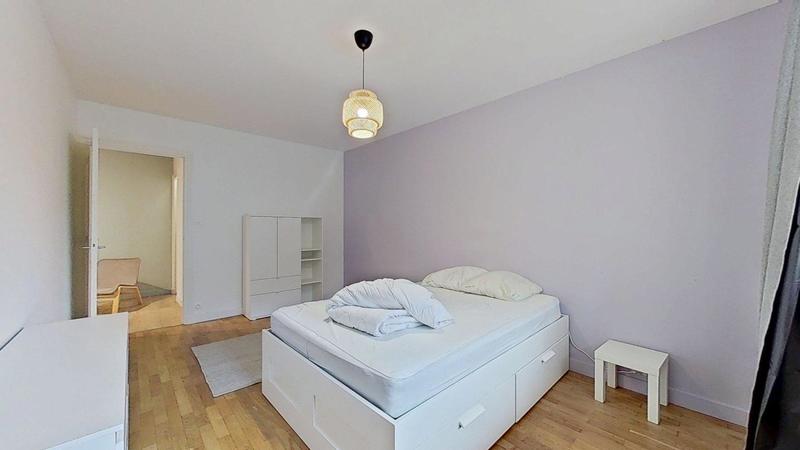 Appartement - 80 m² - 3 pièces