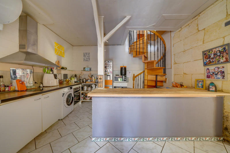 Maison - 167 m² - 8 pièces