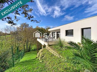 Maison - 142 m² - 5 pièces