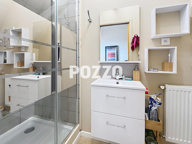 Maison - 175 m² - 7 pièces