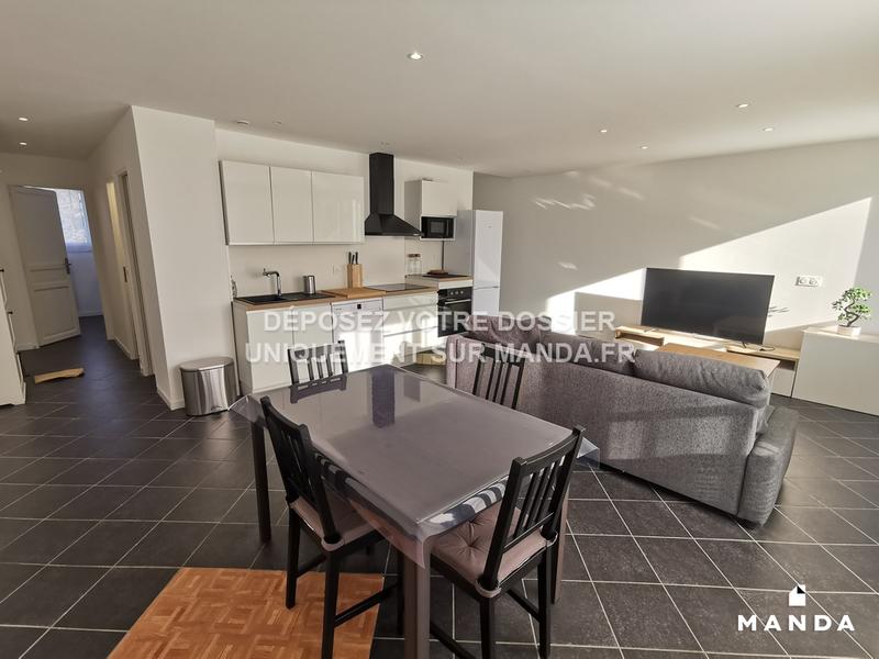 Chambre - 10 m² - 4 pièces