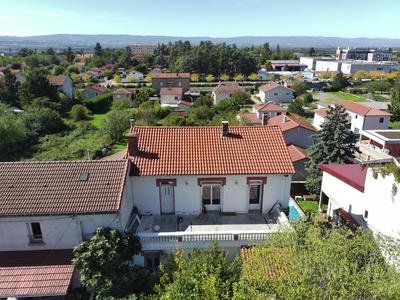 Maison - 187 m² - 8 pièces