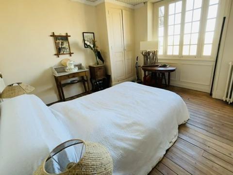 Maison ancienne - 183 m² - 11 pièces