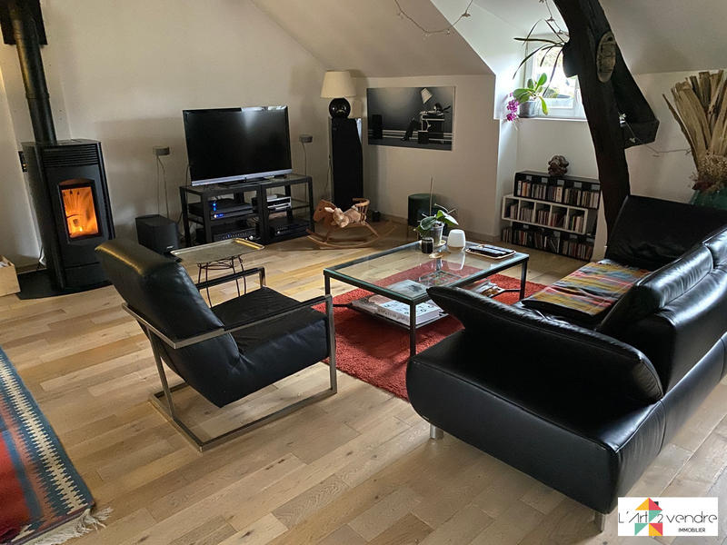 Appartement - 104 m² - 4 pièces