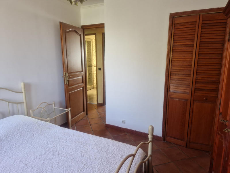 Appartement - 84 m² - 5 pièces