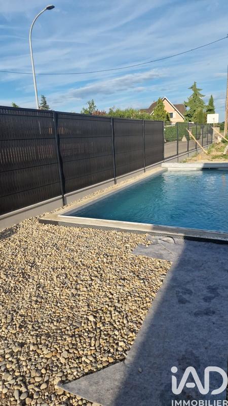 Maison - 188 m² - 9 pièces