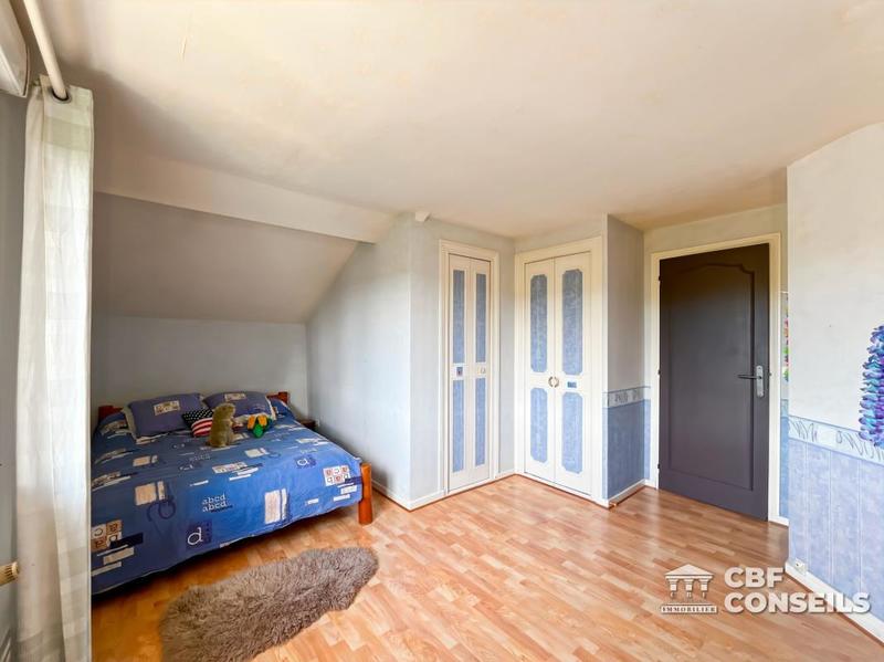 Villa - 206 m² - 7 pièces