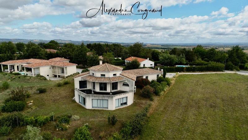 Maison d'architecte - 145 m² - 4 pièces