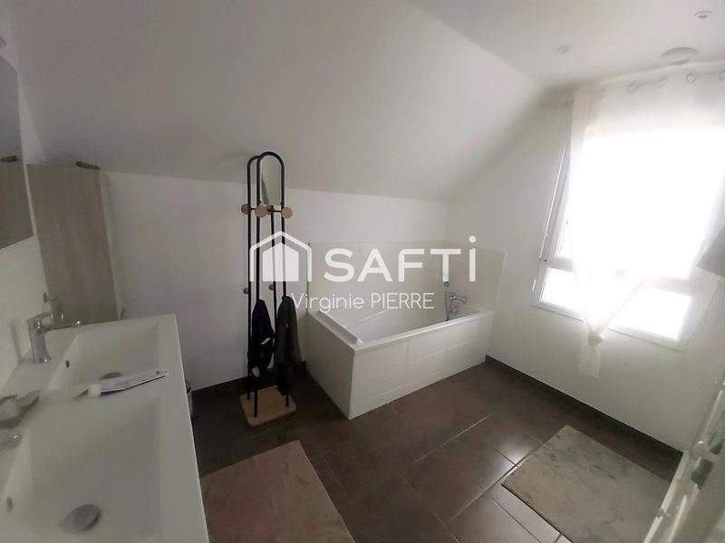 Maison - 110 m² - 5 pièces