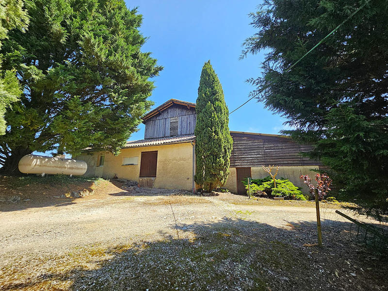 Maison - 122 m² - 6 pièces