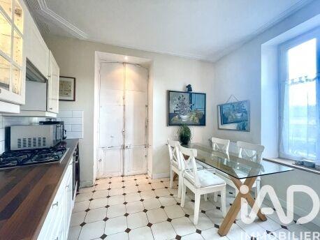 Maison - 171 m² - 8 pièces