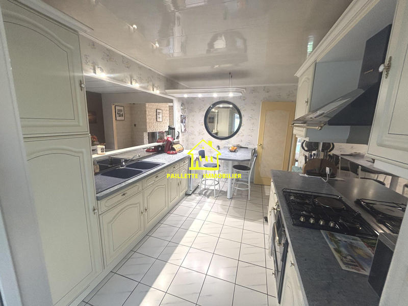 Maison - 110 m² - 5 pièces