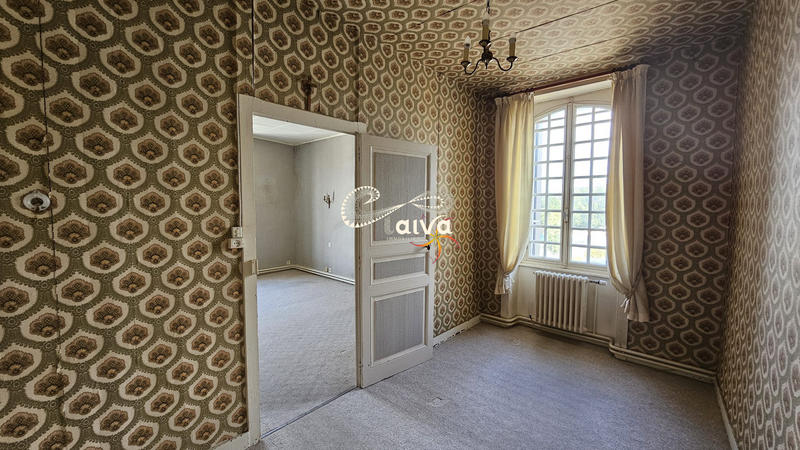 Maison ancienne - 166 m² - 8 pièces