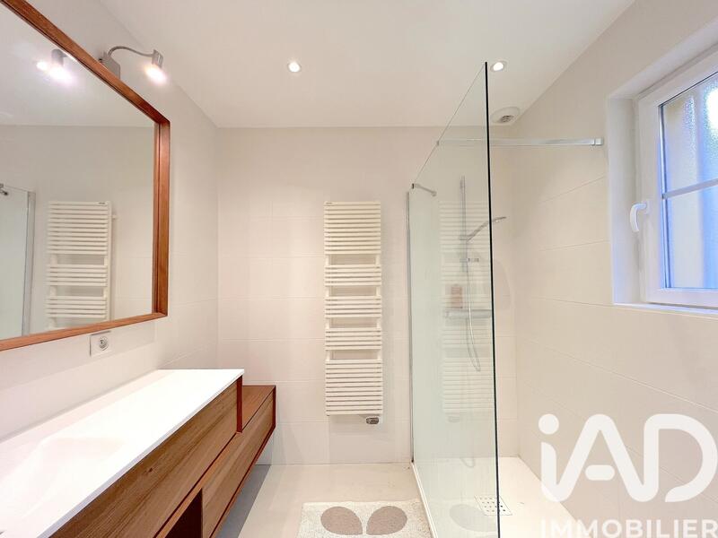 Maison - 92 m² - 4 pièces