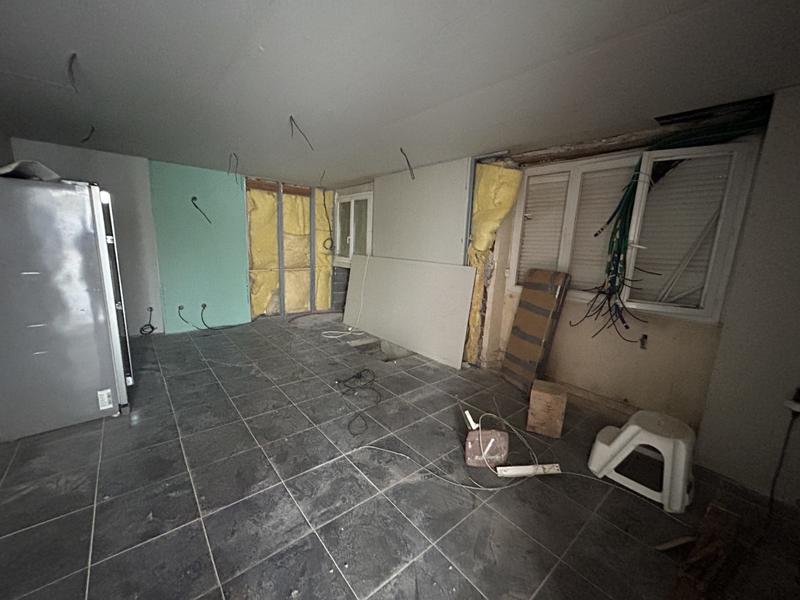 Maison traditionnelle - 150 m² - 9 pièces