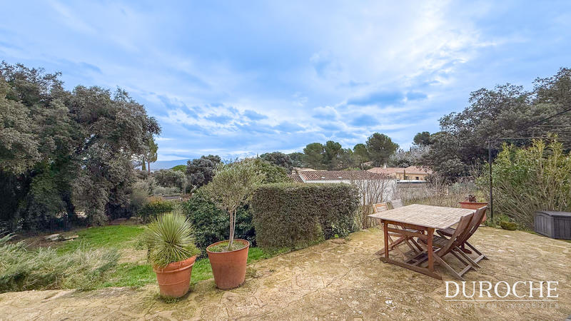 Maison - 166 m² - 5 pièces