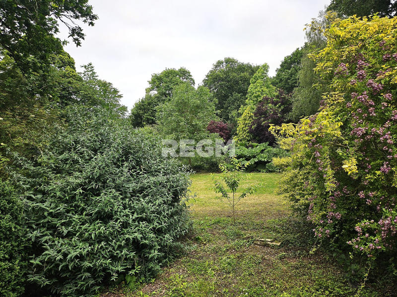 Propriété - 193 m² - 7 pièces