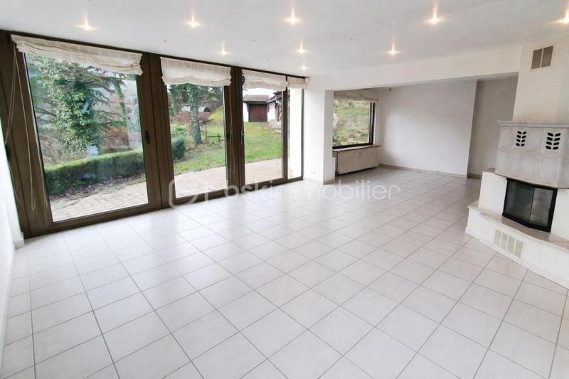 Propriété - 312 m² - 7 pièces