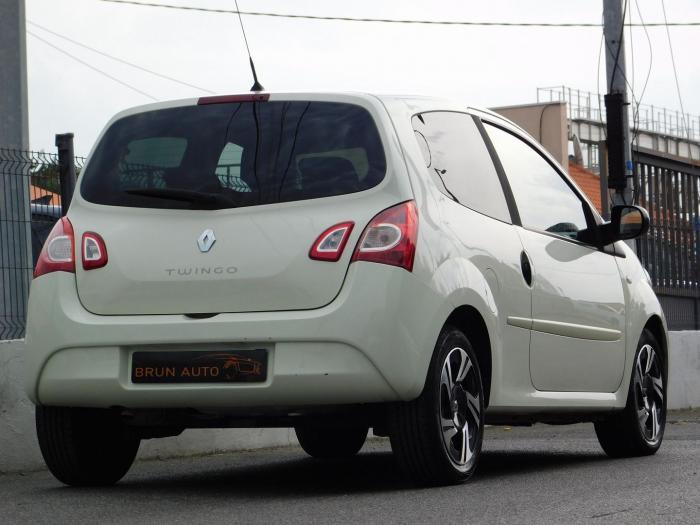 Renault Twingo II 1.2 Lev 16v 75ch Intens Eco²