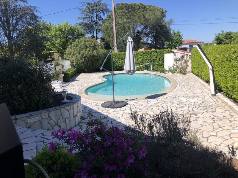 Propriété - 125 m² - 4 pièces