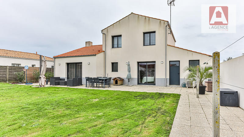 Maison - 153 m² - 5 pièces