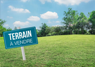 Terrain constructible - 822 m²