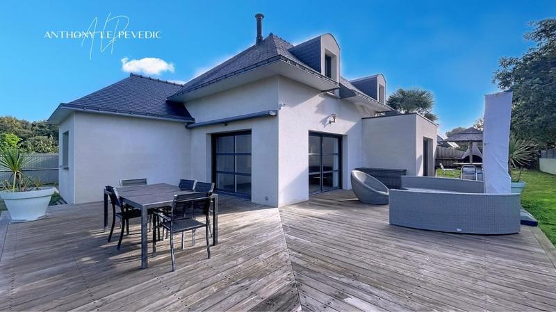 Maison - 146 m² - 7 pièces