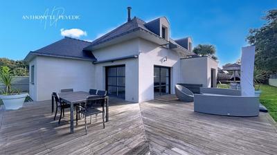 Maison - 146 m² - 7 pièces