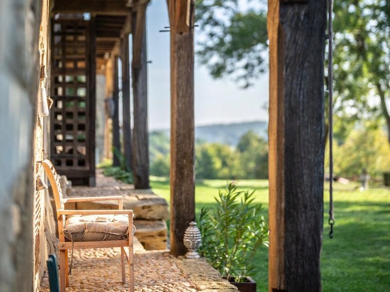 Maison - 785 m² - 15 pièces