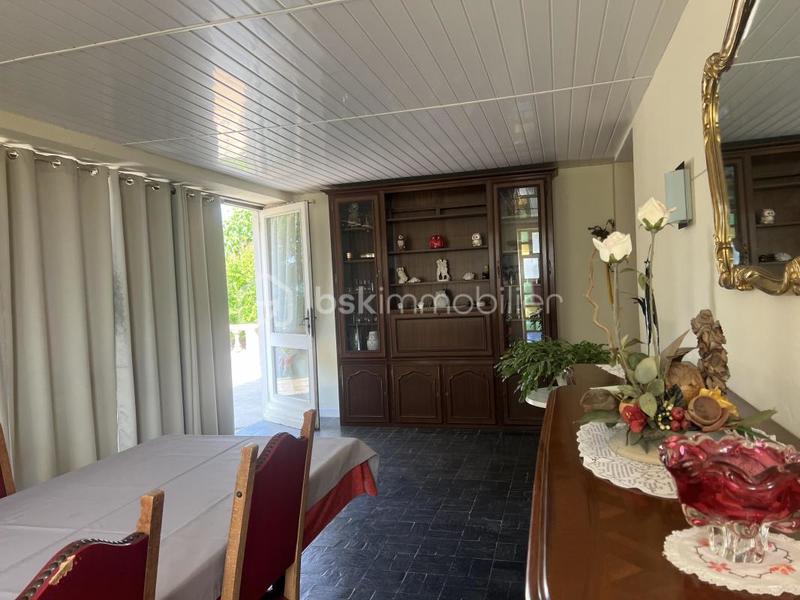 Maison traditionnelle - 162 m² - 7 pièces