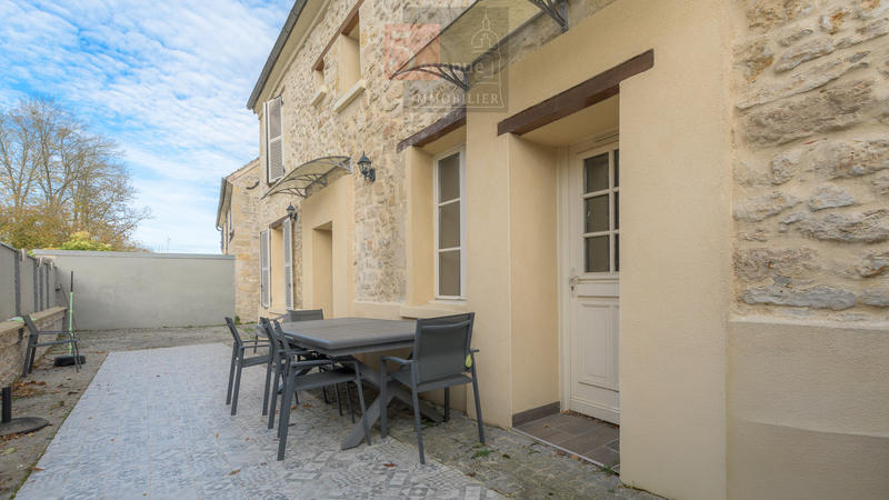 Maison - 155 m² - 6 pièces