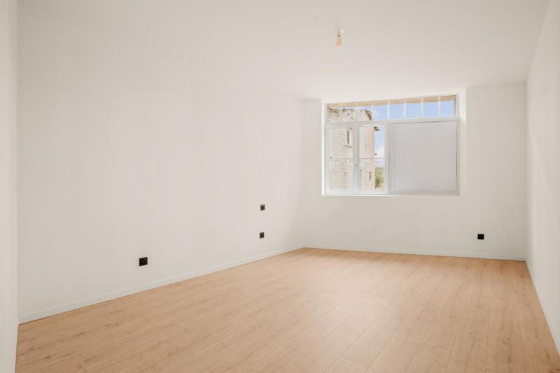 Appartement - 128 m² - 5 pièces