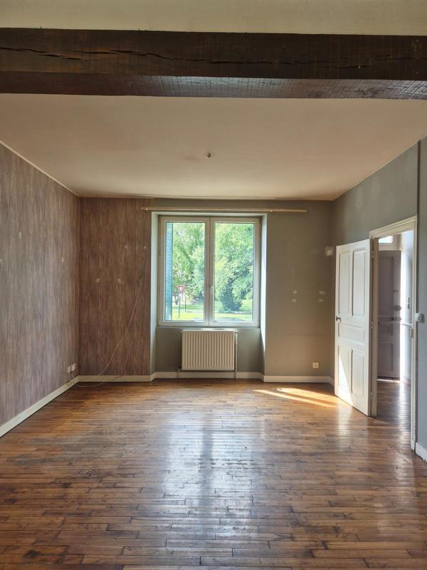 Maison - 210 m² - 9 pièces