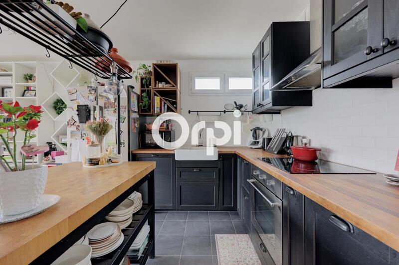 Appartement - 96 m² - 5 pièces