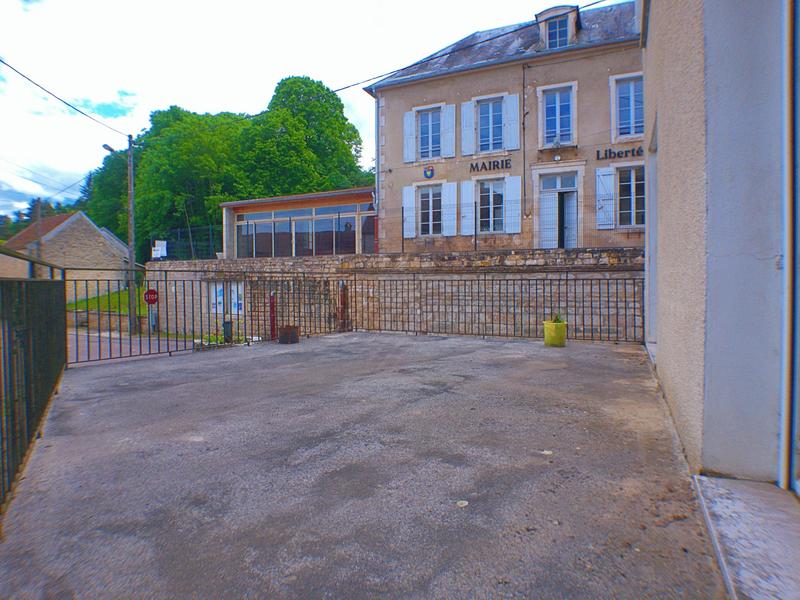 Maison - 115 m² - 6 pièces